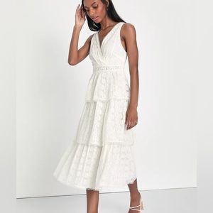 NWT Lulus White Tiered Lace Midi Dress